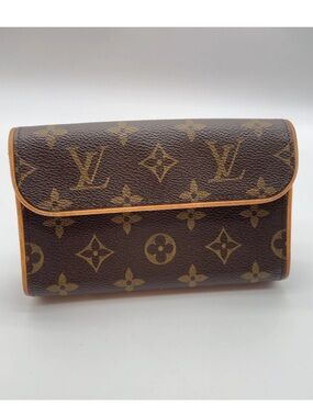 Auth  Louis Vuitton Monogram Pochette Florentine